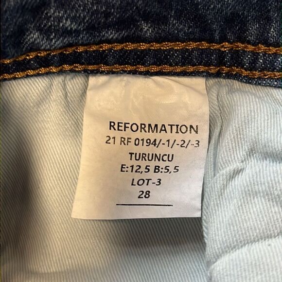 NWOT Reformation | Women’s Julianna Zip Mid Rise Straight Leg Jeans Size 28 - Picture 6 of 8